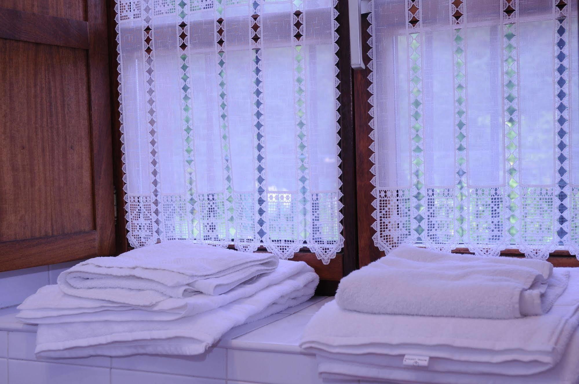 Bekoabadene Guest House Menaka Exterior photo